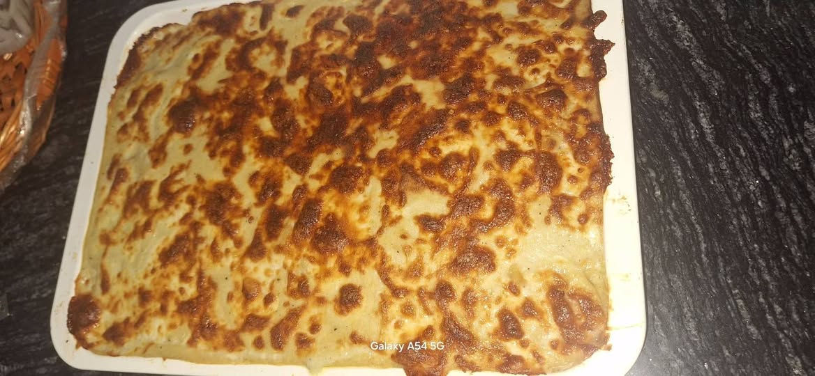 🍽️ أكلات وواجبات بيت على ذوقك 🍽️
تحب الأكل المصرى البيتي الأصيل وبالطريقة اللي تعجبك؟
نوفر لك أكلات وواجبات بيت حسب الطلبك 👩‍🍳✨
✅ طبخ نظيف وبنَفَس بيت
📍 العنوان: طويريج 
🚚 تتوفر خدمة توصيل 
📞 للطلب والاستفسار: *********** ❤️
