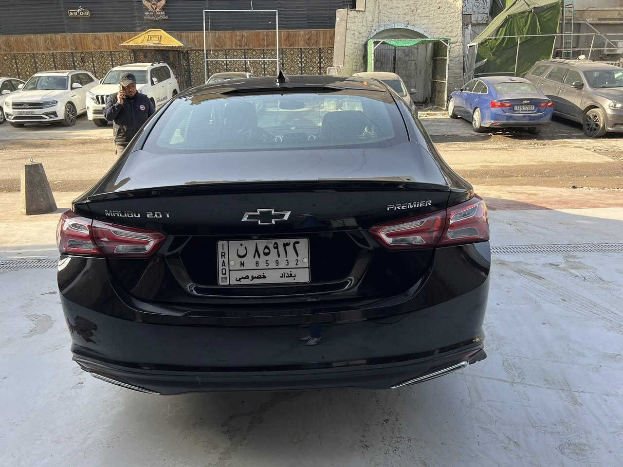سيارة للبيع في بغداد (شوفرليت ماليبو بريمير 2020)
للبيع.. ماليبو بريمير موديل 2020 .
البيانات الأساسية:
• 🚗 النوع: شوفرليت ماليبو (Chevrolet Malibu Premier)
• 📅 الموديل: 2020
• ⚫ اللون: أسود 
• 🛣️ المسافة المقطوعة: 65,000 ميل
أبرز المواصفات (Full Options):
• 🚀 المحرك: 2.0L Turbo (تيربو).
• 🔥 ستيرن هيتر (تدفئة مقود).
• ☀️ فتحة سقف بانوراما.
• 🛋️ كراسي جلد كهربائية (تدفئة وتبريد). الخلفية تدفئة
• 🔑 نظام تشغيل عن بعد + بصمة تشغيل وأبواب.
• 🖥️ شاشة لمس كبيرة (Apple CarPlay & Android Auto).
• 📸 كاميرا خلفية دوارة عالية الدقة.
• 🎶 نظام صوتي متطور مع تحكم ستيرن كامل.
الحادث الجاملغ اليمين مواصلة لا لغد ولا شاصي و مرفقة صور الحادث مصبوغ الجاملغ والبنيد 
السعر المطلوب:
💰 15,200$ (شدة و 53 ورقة)
(قابل للتفاوض بشيء بسيط للجادين)
للمعاينة والتواصل:
📍 الموقع: بغداد - القادسية - مجمع الوزراء.
📞 رقم الهاتف: ***********
