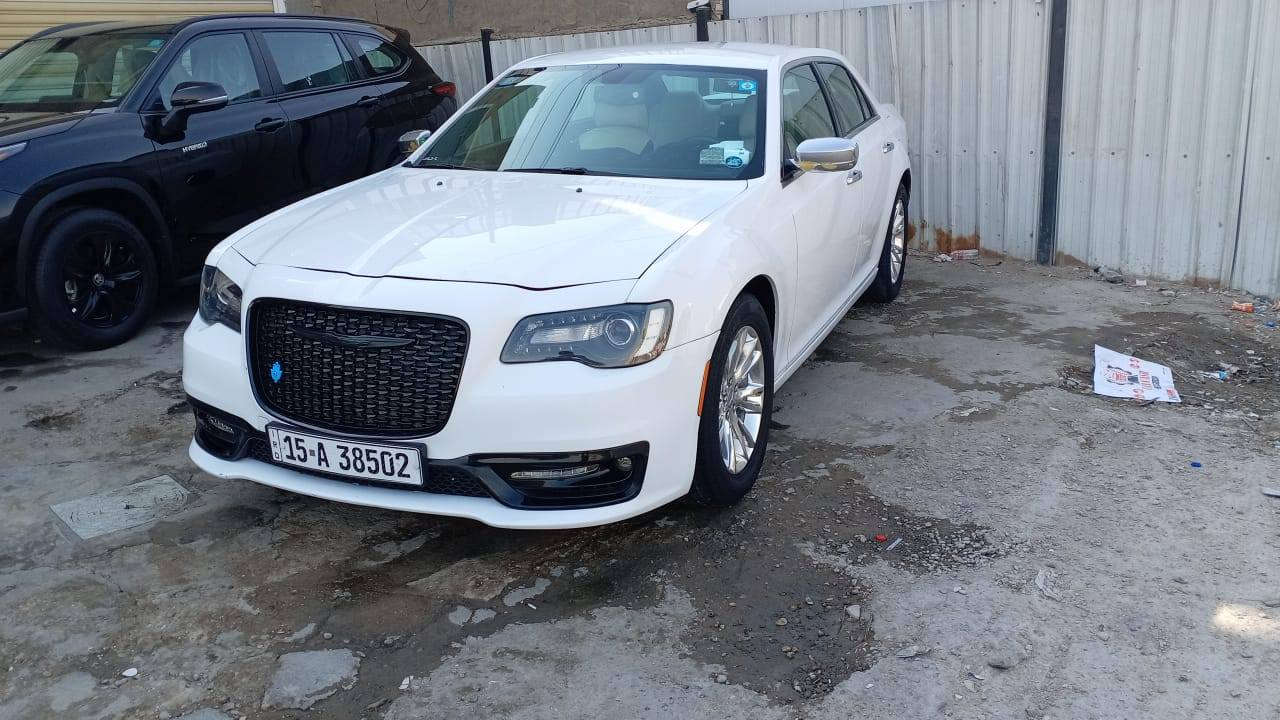 للبيع كرايسلر أوباما ٢٠١١ سياره جديده كير محرك صدر كله جديد ماتصرف عليه ربع سونار مرفق بل منشور اخوان مكلف بل نشر لااحد يراسلني للاستفسار صاحب السياره ***********
