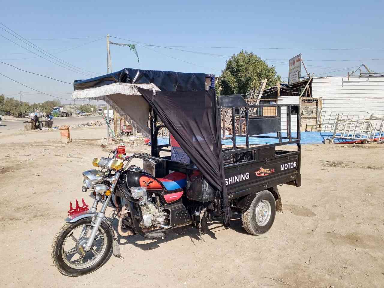 السلام عليكم ستوته موديل 2024 نضيفه كلشش محرك مامفتوح لاصبغ ولالحيم كهربائية شغاله جاهزه الشغل السعر 1850 العنوان بغداد البياع الرقم ***********
