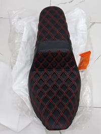 شباب أغراض منزلية وحدائق ايباد تيلسكوب ورد اغصان كلشي بلصور موجود كرسي...