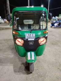 تكتك موديل 2022 شهر 7 نظيفه بدون معجون وصبغ بلادي رقم وسنويه بأسمي الس...