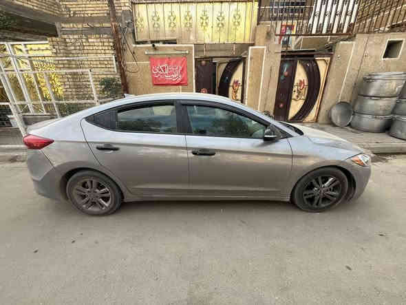 السلام عليكم، الانتر 17 أمريكي حادث صندوق مصبوغة حزام للجمالية وصور ما قبل الصبغ موجودة حدادية جديدة تخم تاير جديد مكان بغداد مدينة الصدر السعر 115وبيها مجال، ***********
