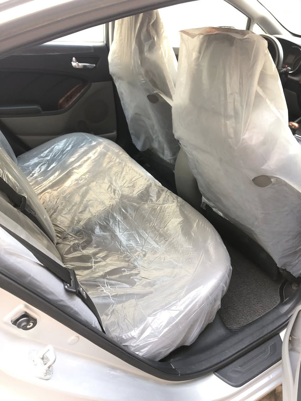 فورتي 15
محرك 1800 دوش كير محرك مكفول 

صدر امامي خلفي جديد 

باتري تخم تاير جديد 

دواخل صاج ونظيفه

ماشيه ٩٨الف ميل 

حادثه من امريكا جاملغ وبنيد الايمن ومرشوش باب صدر 

وبلعراق بابتين وجاملغ 

بدون دواخل وسونار مرفق

سعر 105

عنوان الدوره ***********
