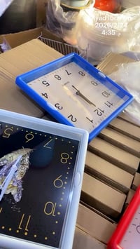 ساعة جداري • ألوان متنوعة • خانقين