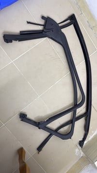 ئەم ئەشیایانەی لاریدۆی ۲٠۲٤ هەیە بۆ فرۆشتن  0770 917 1000