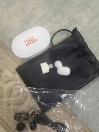 JBL • سماعات • قفل