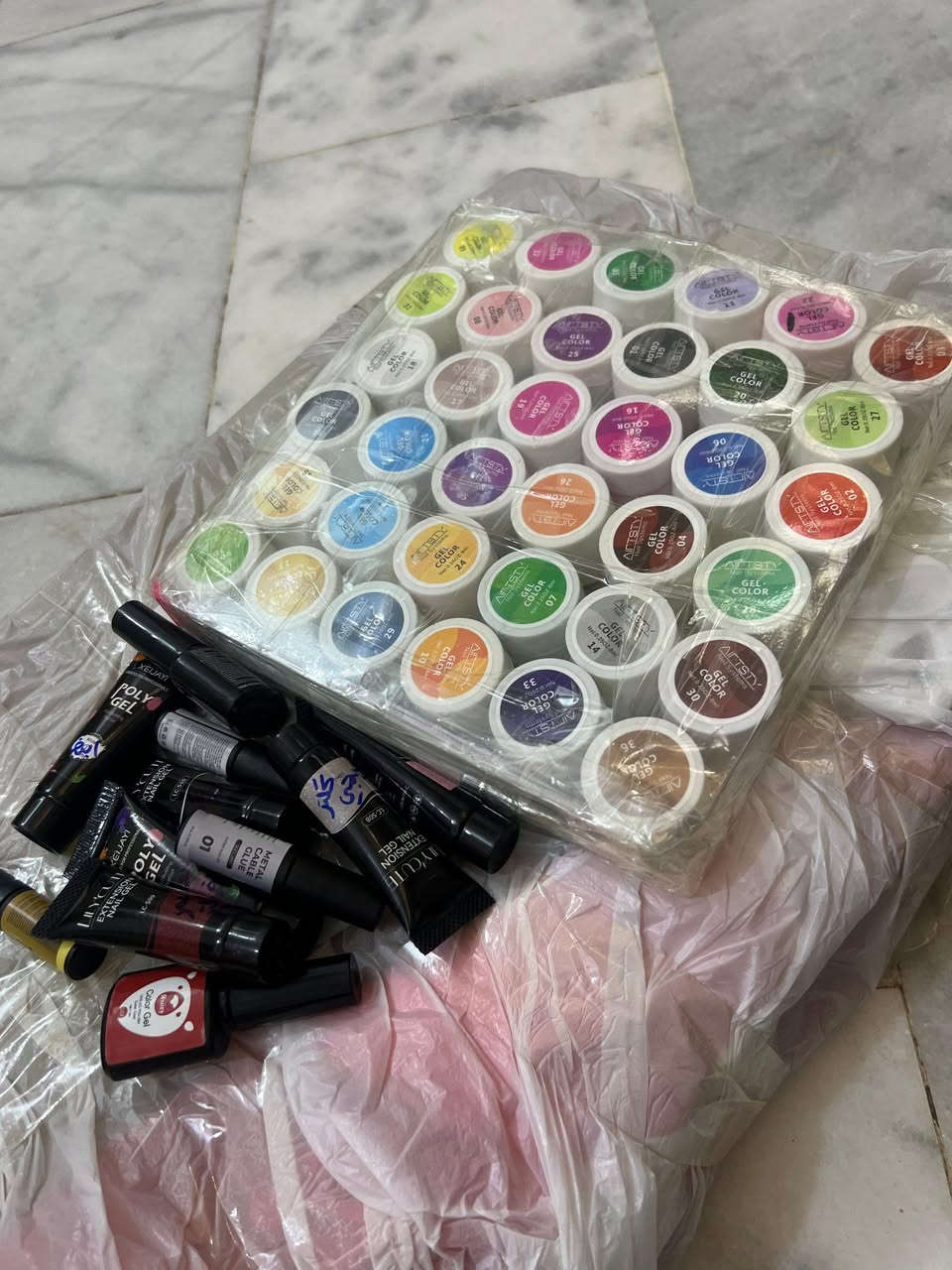 💅:كولشي ب1000عروض تجننن على الجلش💅لحگو عليه قبل لتخلص كت اي ديسكو توب وبيس سترونك جل بناء دزاينات ستيكرات كولشي موجودتجهيزالاكرلك حجز***********واتس لتفوتون الالوان الحلوة
