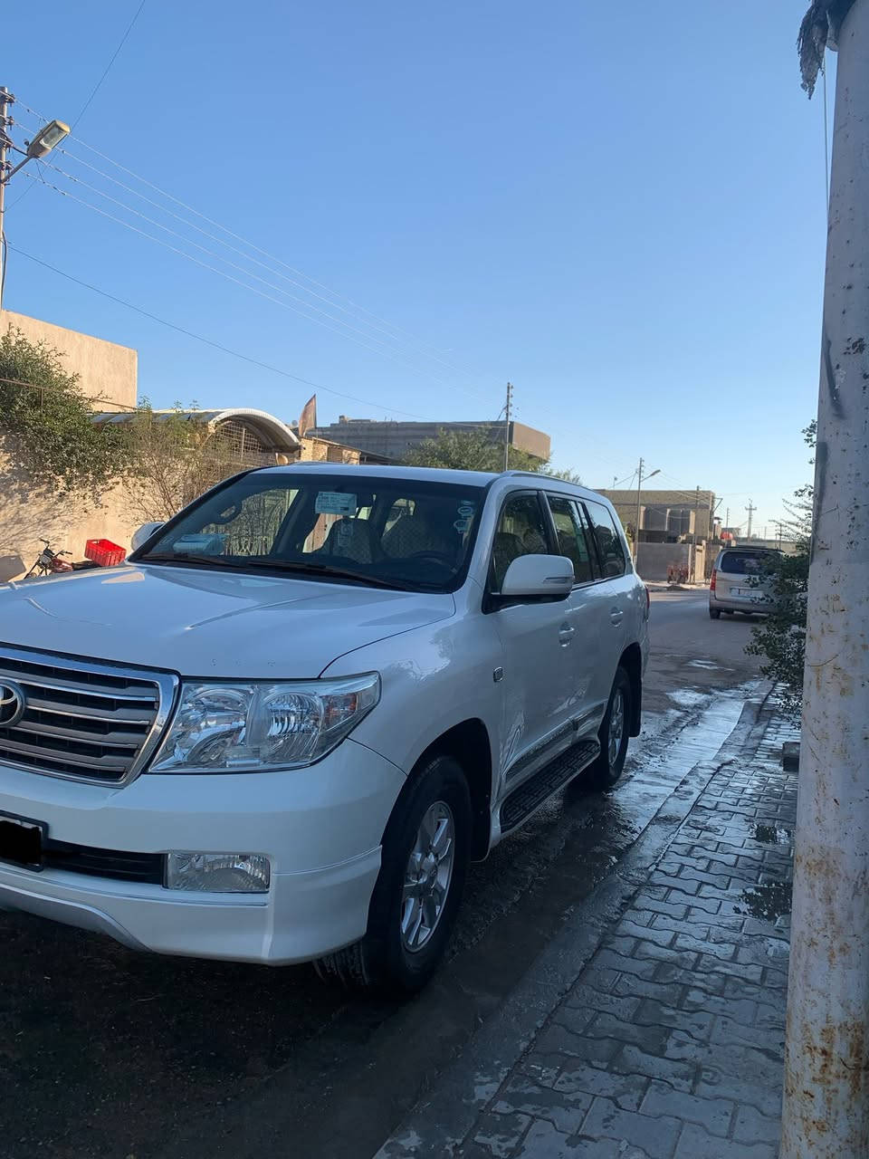 سلام عليكم لاندكروز  ستينيه اصل 2010 مكفوله كفاله عامه  سنويه توه مجدده ماشيه 120 حقيقي 6 بستم سعر 320$ بصره قضاء المدينه هاتف *********** وتساب فقط!
