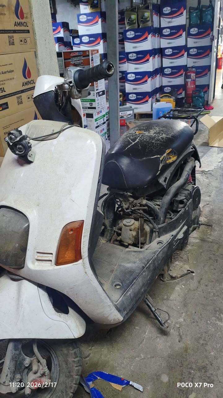 سلام عليكم دراجة ماكس للبيع ابيع كوم حديد تشتغل بس متمشي السعر 200 مكاني بغداد جميلة مقابل جامع مجيسر رقمي ***********
