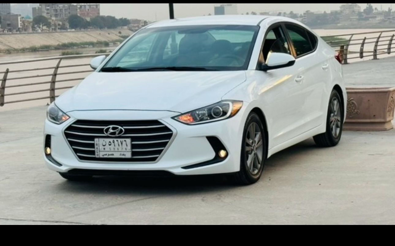 النترا 2018 وارد امريكي حادثه بالحوظ بس مكان السبير فقط وبارد بالداير مال الجاملغ الخلفي بدون ايرباك وبدون صبغ الكشر كله مكفول شاشه ورادارات جانبيه بلاجكتور تحكم استيرن تخم تاير جديد السياره جديده 
السعر 140 ورقه بيه مجال 
هـ***********
