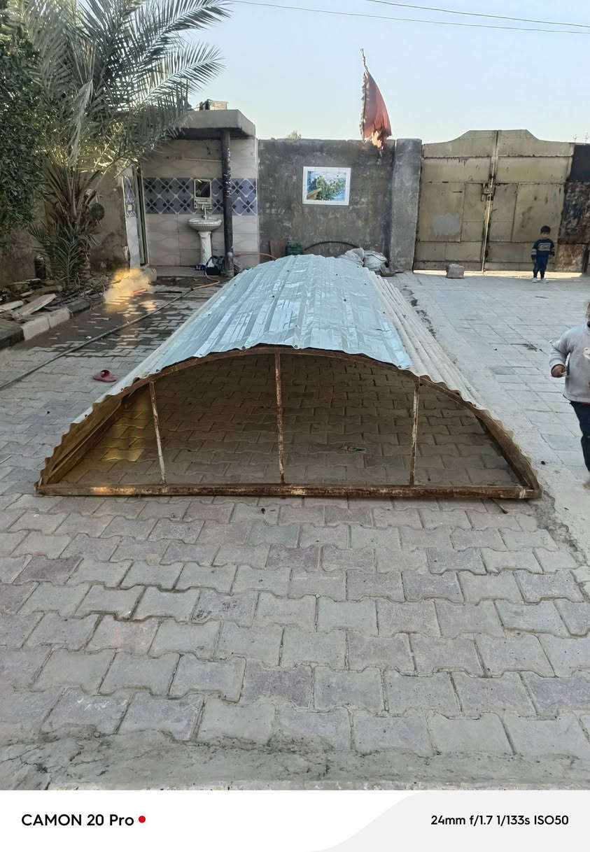 سلام عليكم شباب سقيفه البيع الطول 3ونص والعراض 2ونص رقمي ***********
