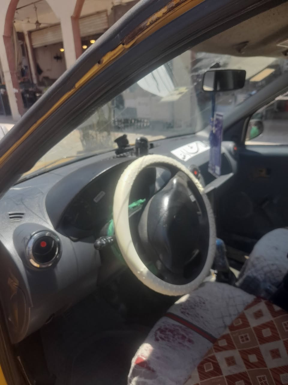 سلام عليكم رينو ٤ راكب كير محرك شرط تبريد عوزه راديتر وبطل شريتههن وماشادهن يعني عندي موجودات سنويه لل٢٧ بسمي مداور ثاني يوم حداديه جديده الكشره كدام عينك يرادله ترتيب السعر 30 وبيه مجال بسيط للتصال رقم *********** وتدلل
