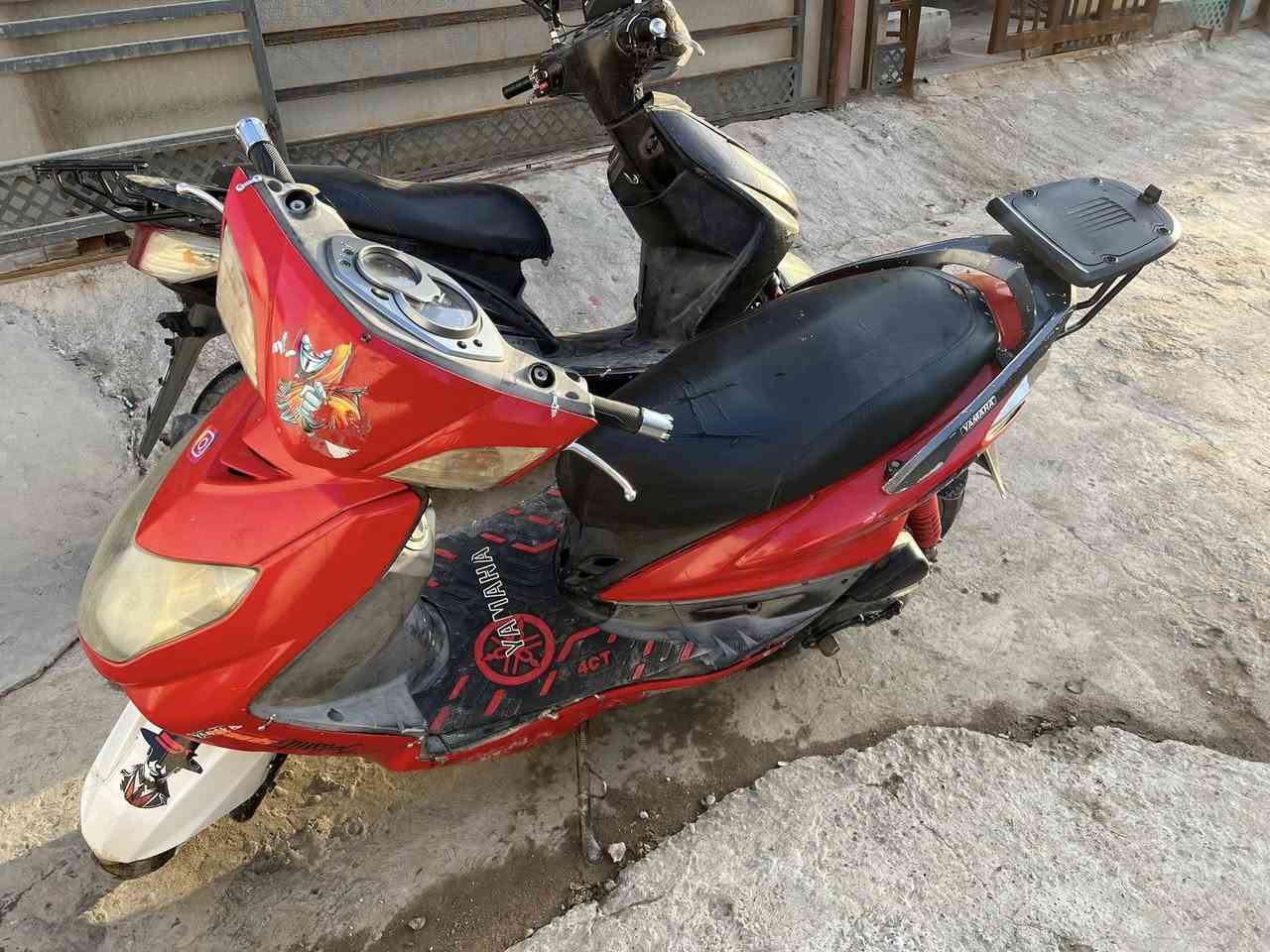 دراجتين سكنس للبيع شغالات كهربائيات ومحرك وكلشي  مكاني بغداد الغزاليه ***********
