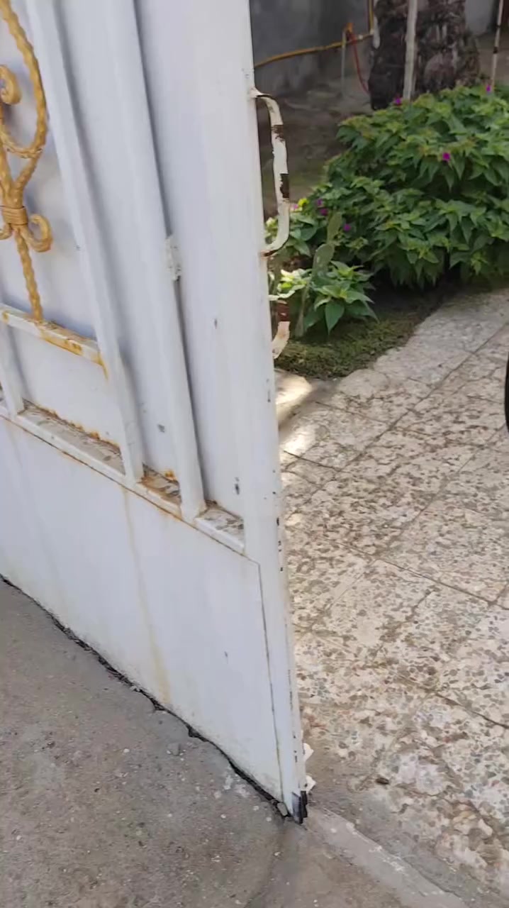 سلام عليكم للبيع مكفول من تاير للتاير ماكو داعي احجي كفالتي غير شي شركه كدامك

 العماره المجر الكبير - منطقة السعيدة 
سعر : 170 وي غراضه بدون غراض ١٥٠ وهم مجال بسيط

سبب البيع : بدون سبب فقط بيع رايد

توصيل فقط المجر الكبير خارج المجر ماكو نعتذر

وتساب : ***********
