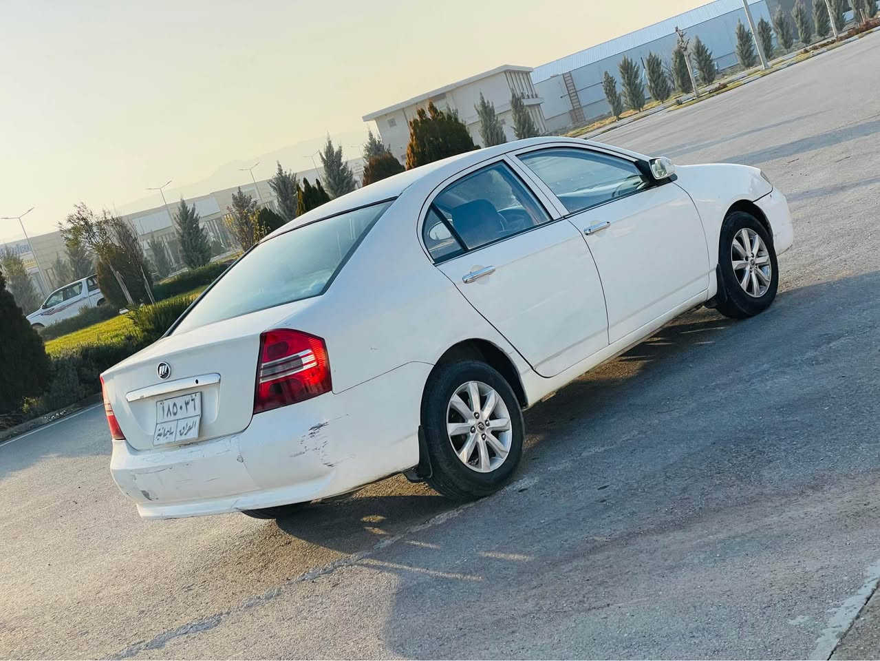 لیڤان صاڵۆن مۆدیل ۲٠۱٤ ڕەقەم سلیمانی بە شەرتی تەحویل غەرامە بڕاوە گێڕ ئۆتۆماتیک گێڕ و مەکینەی بە شەرتی فەحس و تەرای و فیتەر سەیارەکە بێ دەعم و لێدراوییە پێش و دوای کەپسە هیچی پێوە نییە بەس شانی لای سایەقی کەمی مەعجونی پێوەیە وەر گەڕان و شان دایانیش بە شەرت جوار تایەو ویلی لۆکی لە ژێرایە کارەبای هەموو گیانی بە شەرت تەقەو ڕەقەی بە شەرت هەموو گیانی بە شەرت ماڵی دۆستە بێ مەسرەفە گۆڕینەوە ناکەم بەس فرۆشتن لە سلیمانیم سیعری تەنها و تەنها ۳٦ گەلا ٠۷۷٠۲۲٦۸٤۸۹_٠۷٥٠۱٤۸۸٤٠۸ السليمانية, العراق
