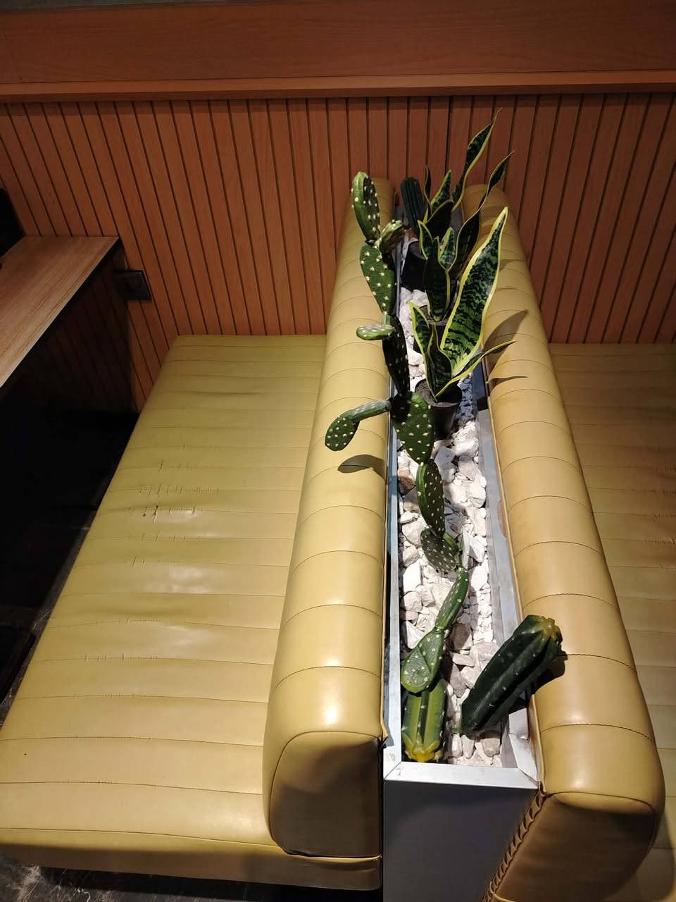 غراض مطعم كلهن جدد البنوك السعر خاص ***********تعالي وتساب
