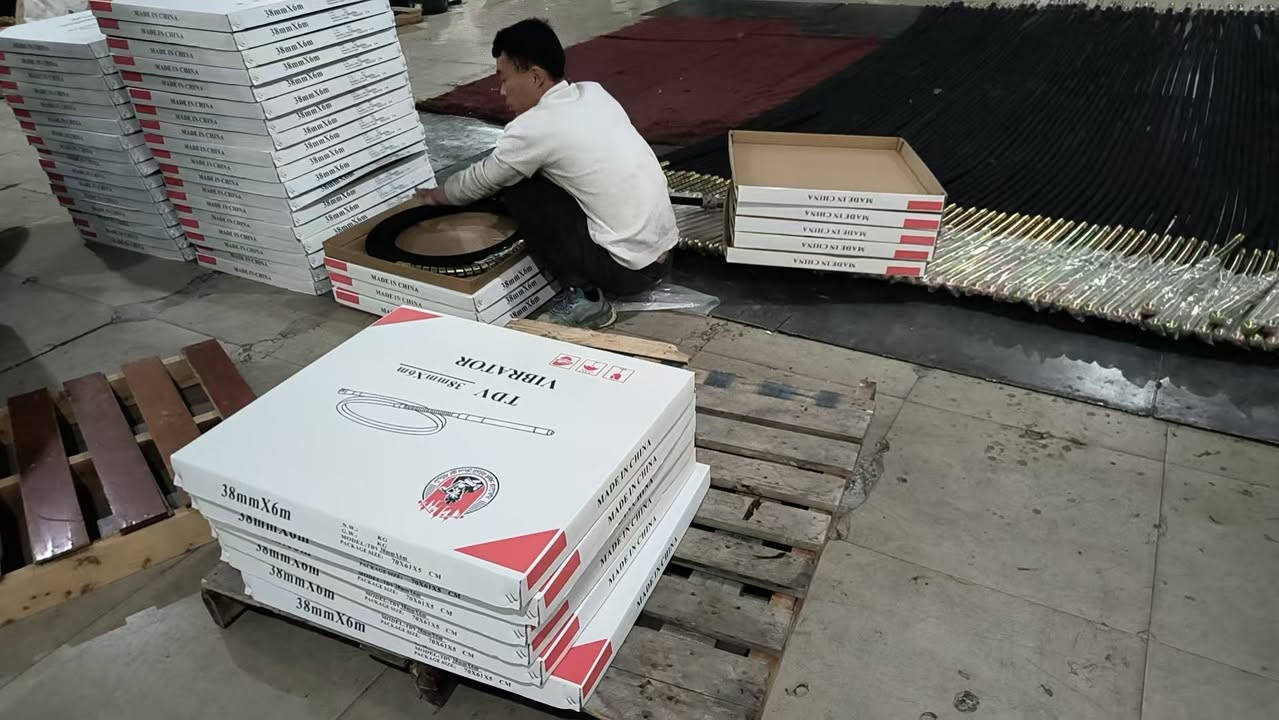 تم وصول صونده فابريتر كوبره اصلي 6 متر توزيع جملة سعر القطعة55 الف و10 متر 85 الف للتواصل ***********
