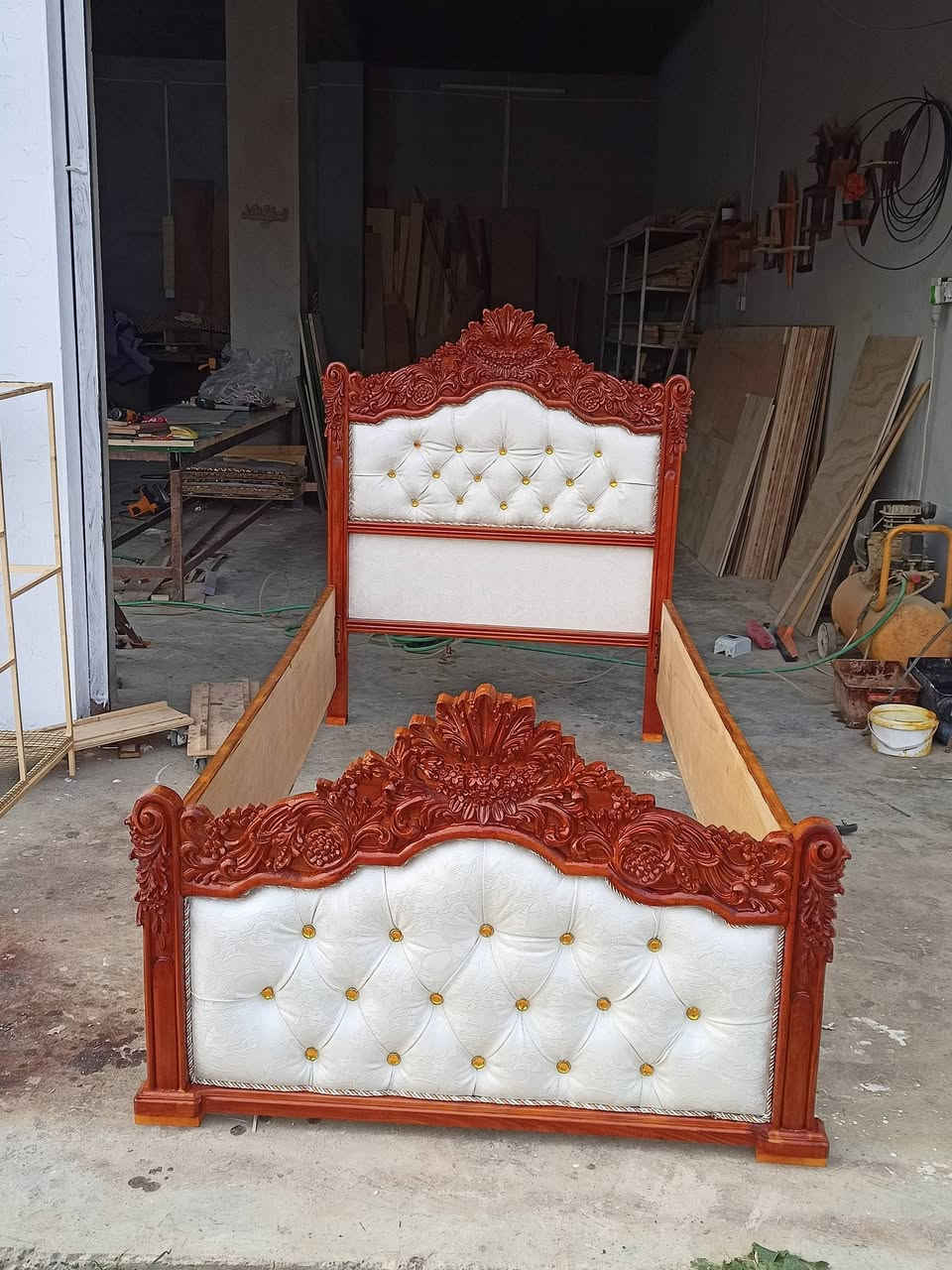 عنوان //////
موصل /برطلة /باشبيتا /عامود 26
***********
