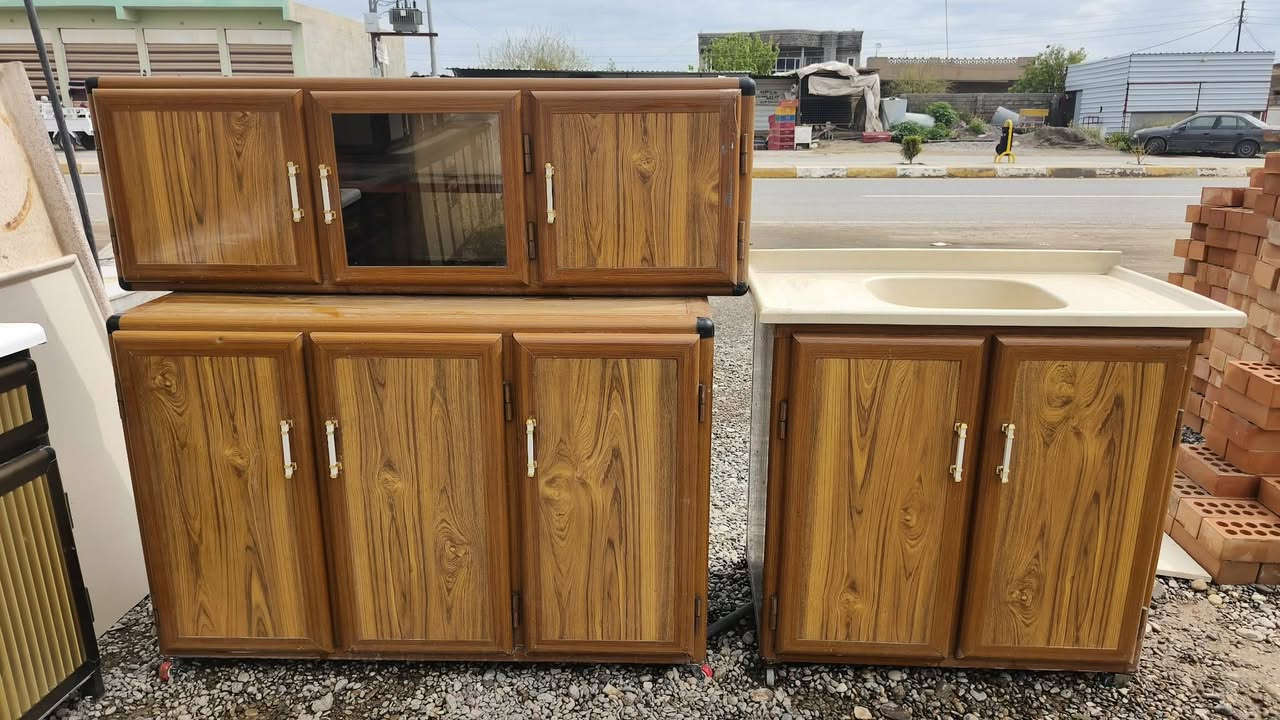 السلام عليكم  مسواگ جديد في (ساحة الخضرانيه ) للأغراض والأثاث المستعمل الموقع الخضرانيه الشارع العام للأستفسار للأتصال على الرقم (***********)بي واتساب  يوجد خدمة توصيل🚚
