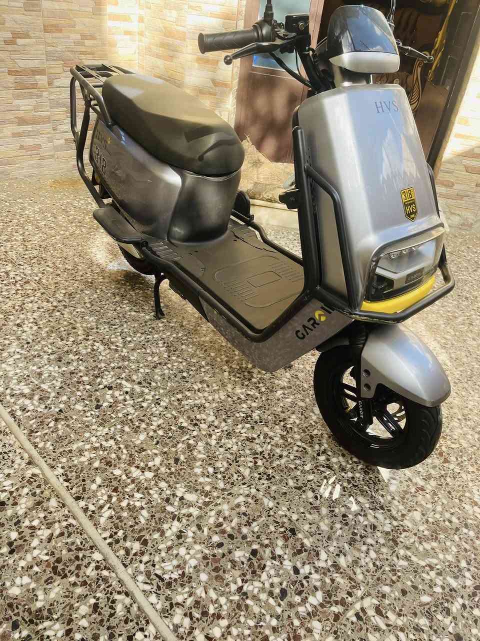 HVS 318
استخدام شهر ما ماشيه هواي زيرو بحاله الوكاله 
للاستفسار اكثر ***********
