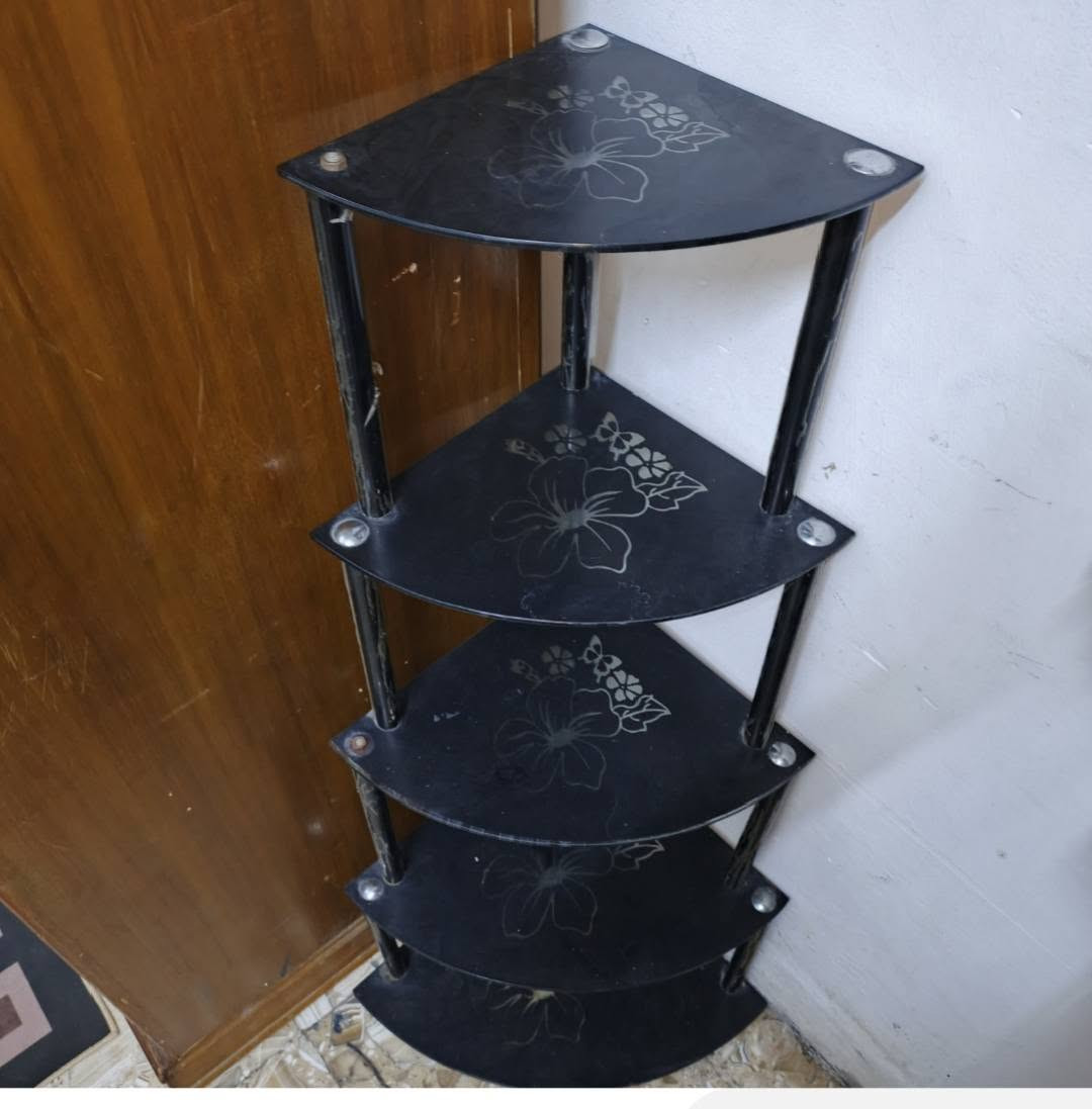 📍ميز تلفاز + زاويه نظيفات💯✅
⭐ميز تلفاز متين من الزجاج الاسود بالكامل و نظيف وأعمده فخمه سعره 30 ألف ✨

والزاويه من زجاج ب10 ألف 📍

🌟لإثنين ب35 ألف 💡

♦️نظيفات و شكلهن فخم💯

العنوان:بغداد-الزعفرانيه📍


**إذا كنت صاحب هذا الإعلان وتريد حذفه لأي سبب، رجاءا أرسل رسالة إلى الدعم الفني**