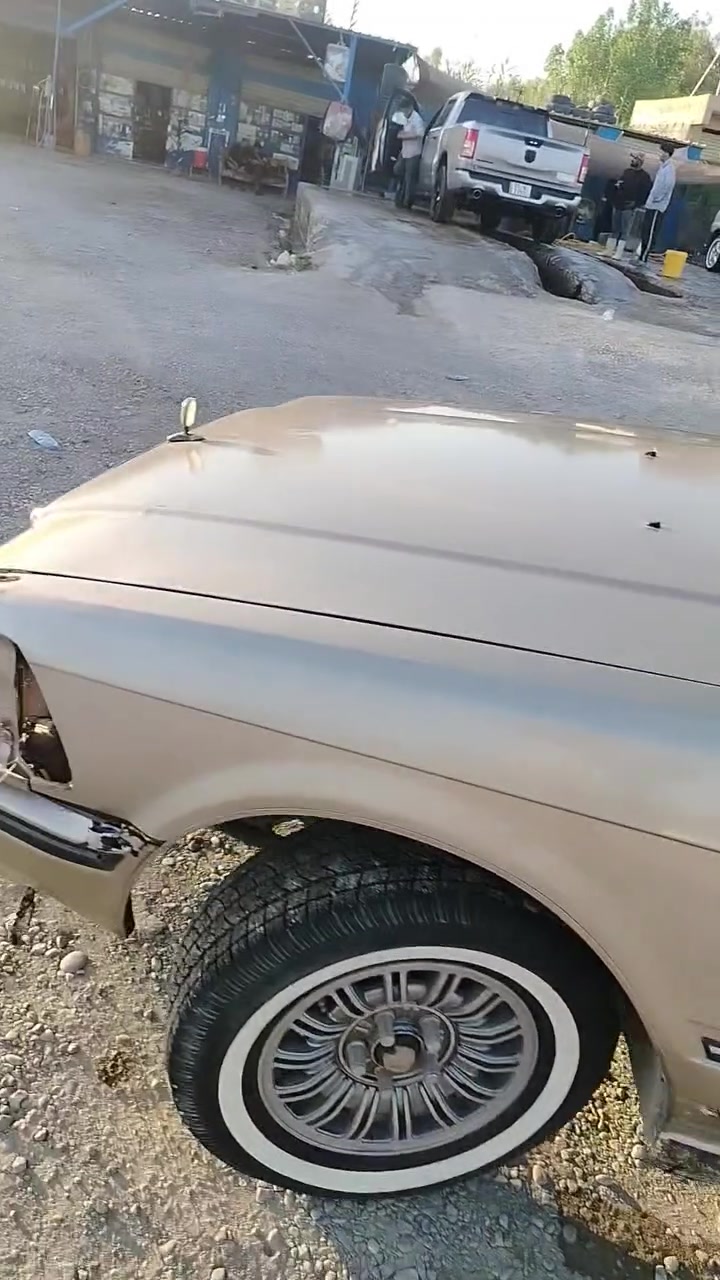 السلام عليكم سوبر ستيشن موديل 88 كير مكينة 2500 بطه جدد السيارة أيسر بلاد السعر 30 وبيها مجال السيارة قاصرين
 الاستفسار ***********
