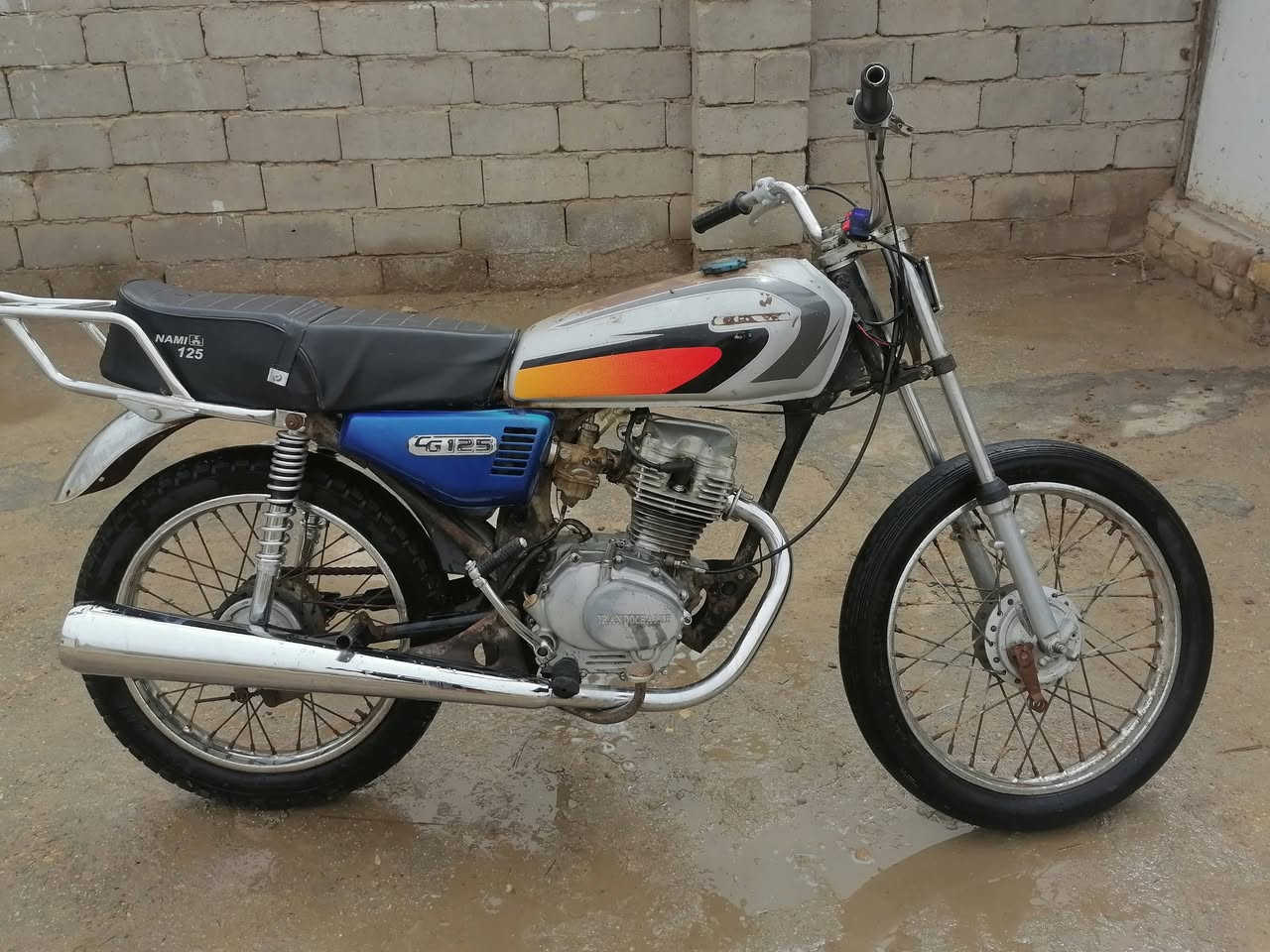 دراجه للبيع ما عايزه برغي وذاك مراوس هم عادي


**إذا كنت صاحب هذا الإعلان وتريد حذفه لأي سبب، رجاءا أرسل رسالة إلى الدعم الفني**