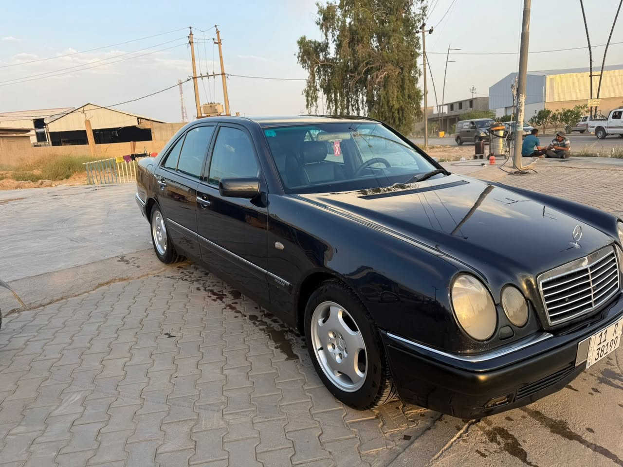 السلام عليكم سيار مارسيدس ام عيون موديل97مرشوشه لجماليه فقط السياره جاهزه السعر 92 الاستفسار 

***********
