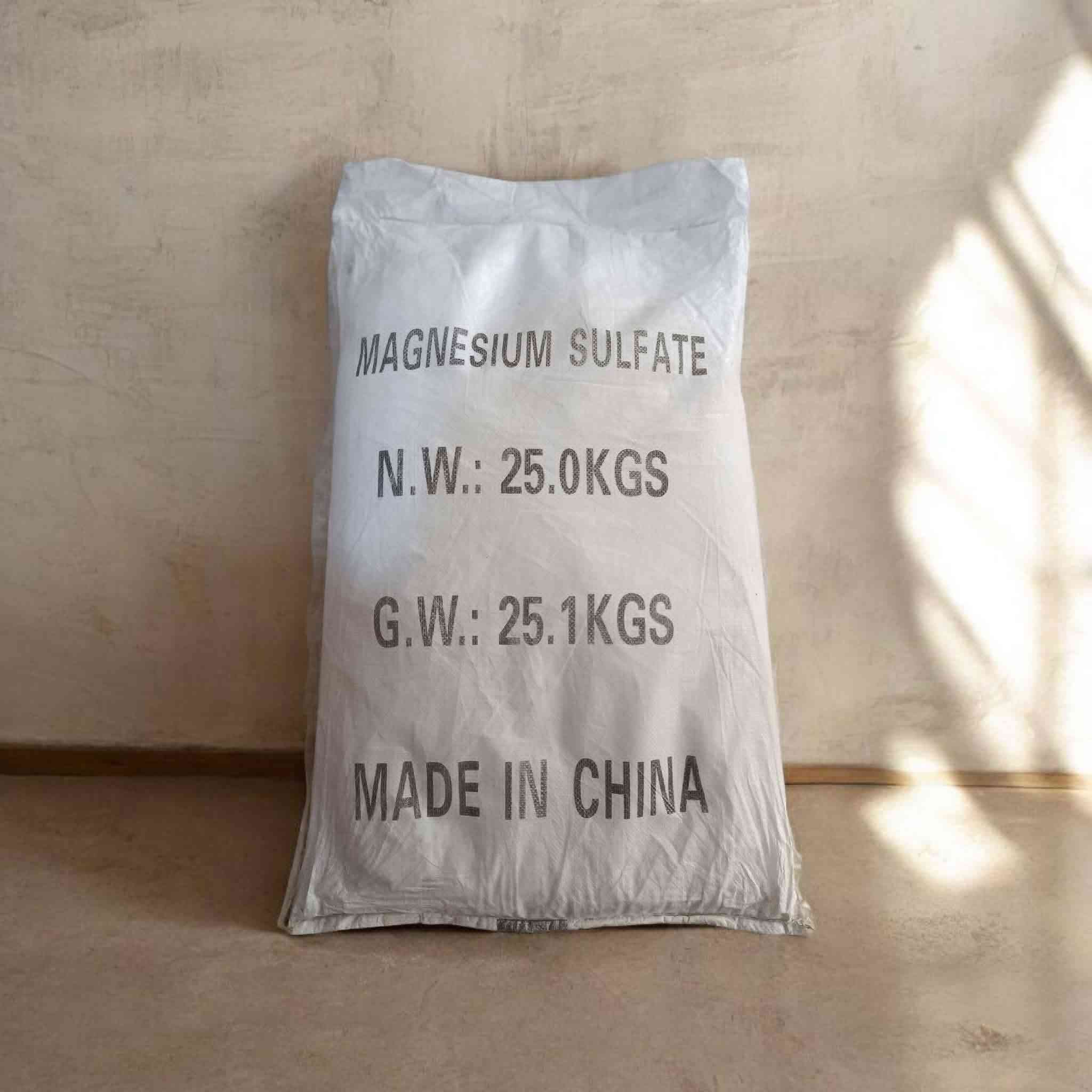 شركه WellTreat Chemicals Supply  توفر لك معظم المواد الكيميائية الي تحتاجها فى الصناعات الغذائيه والصناعيه والنفطيه ومعالجه والمياه. 
 Detergents & Cleaning Chemicals
•  Sodium Lauryl Ether Sulfate (SLES) TEXAPON 
•  Cocamide Ethanolamine 
•  Dye Colors (Red, Blue, Green, Orange) 
•  Perfumes 
Food Additives & Preservatives
•  Sodium Tripolyphosphate (STPP)
•  Sodium Citrate
•  Sodium Hexametaphosphate (SHMP)
•  Sodium Nitrite / Sodium Nitrate
•  Sodium Benzoate
•  Potassium Sorbate
•  Citric Acid Monohydrate / Anhydrous
•  Boric Acid
 Industrial Chemicals
•  Caustic Soda Flakes 99%
•  Sodium Hydroxide Liquid 31–33%
•  Sodium Hydroxide Liquid 48–50%
•  Hydrochloric Acid (HCL) 31–33%
•  Sodium Hypochlorite 13–15%
•  Hydrogen Peroxide 35% & 50%
•  Sodium Carbonate (Soda Ash) Light
•  Sodium Silicate Liquid
•  Sodium Sulfate Anhydrous
•  Sodium Chloride (Salt)
•  Sodium Thiosulfate
•  Mono Ethylene Glycol
•  Methanol 
•  Nitric Acid
•  IPA (Isopropyl Alcohol)
•  Xylene 
Water Treatment & Oilfield Chemicals
•  Poly Aluminium Chloride (PAC) White & Yellow
•  Polyacrylamide (PAM)
•  Purolite C100E
•  Alum Sulphate 17%
•  Ferric Chloride 40%
•  Antiscalants (BW704 / MDC704I / MDC776)
•  Biocide THPS 50%
•  Corrosion Inhibitors (CORRSHEILD MD4100 / NT4209 / 3000)
•  Calcium Carbonate (CaCO₃)
•  Barite 4.2 sg
•  Bentonite API 13A


**إذا كنت صاحب هذا الإعلان وتريد حذفه لأي سبب، رجاءا أرسل رسالة إلى الدعم الفني**