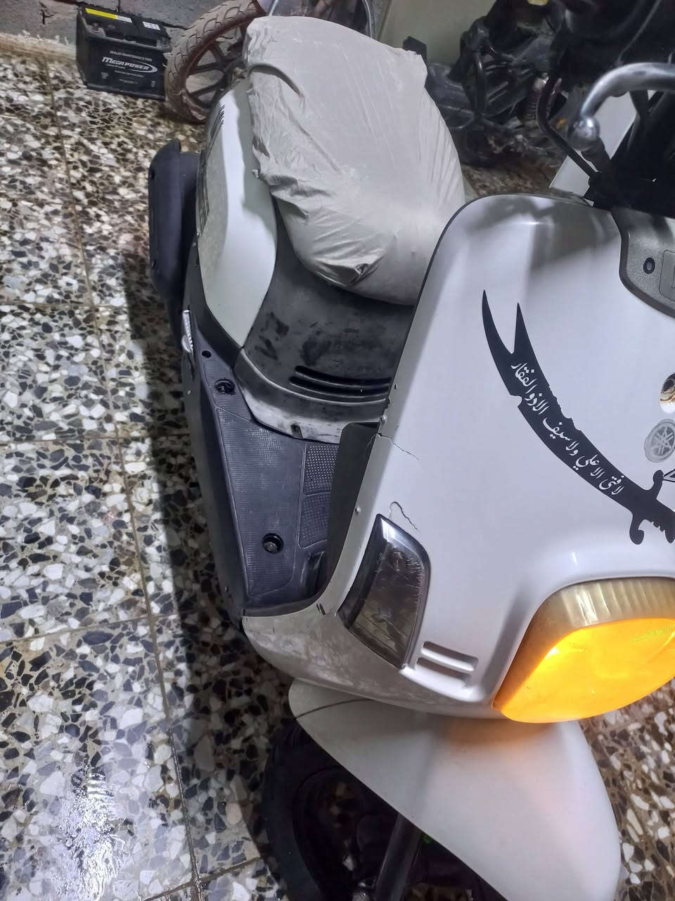 للبيع بوليس حالة نظيفة كهربائيات شغالة كاملة 
ب400 
الأمين الثانية قرب المجلس البلدي📍


**إذا كنت صاحب هذا الإعلان وتريد حذفه لأي سبب، رجاءا أرسل رسالة إلى الدعم الفني**