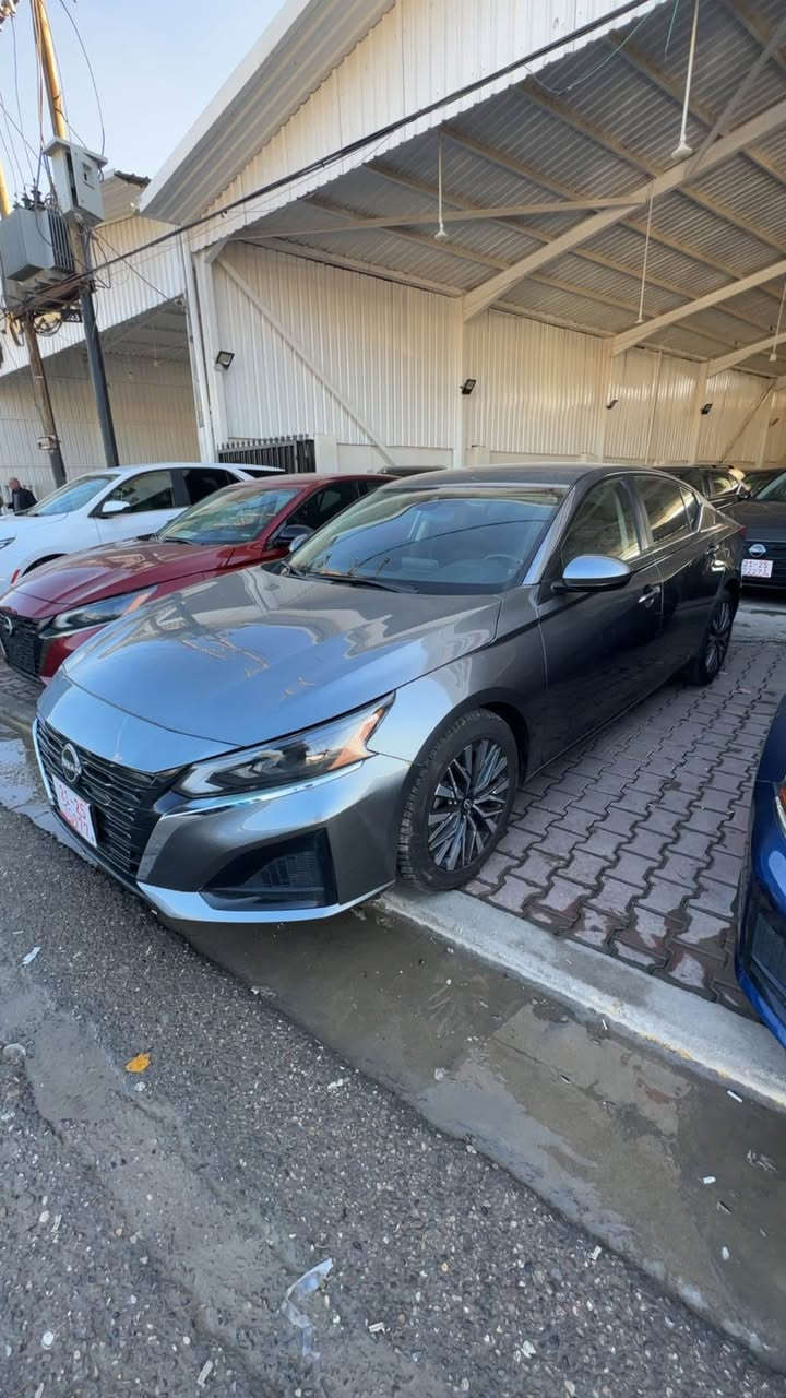 كاتي يترقم شمالي نيسان التيما جامرلغ امامي سكن صبغ مع جامرلغ خلفي سكن صبغ امريكا تبديل ارباك راجع سستم شرط بدون دواخل وبدون شواصي سليم كل الكهربائيات سليمه مكان السيارة معارض كركوك مجيد للإتصال *********** كركوك, العراق
