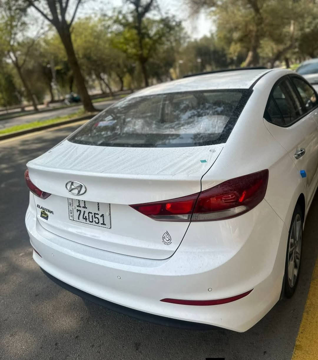 هيونداي النترا 2018 خليجي  فول 1/1 عده البصمه
السياره عل شرط بعدهه بفابلون الشركه ونايلون الشركه 
ماشيه  63الف كشنات جلد اصلي فتحه سلايت  
فول تحكم استيرن مري شفط وترحيب 
شاشه جبيره  داخل صاج 
قطعتين تبريد 
نضام سبورت 
حساس اصلي 
ويل 16 تخم تاير جديد والسبير منازل 
يدات نيكل 
محرك 2000 دوش 
اربعه دسك 

السياره جديده كفاله عامه عده بارد  
هزه وسنويه جديده بسمي 
مكان السياره بغداد 

رقم صاحب السيارة 
***********
