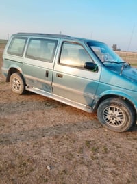 سياره جلايزر موديل 92 محرك باجيرو بدون صبغ فقط الدوائر بخ سنوية عظم وك...