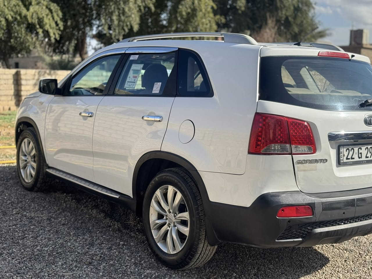 السلام عليكم
سورنتو موديل 2012 خليجي 7 راكب رقم اربيل دولي بيها جاملغ امامي تبديل 
محرك 4 2400 دوش شرط ما مفتوح 
ماشية 160 السيارة وضع شركة كير محرك صدر تواير كله بشرط
السعر 143 وبيها مجال 
للاستفسار اتصل 
***********
***********
