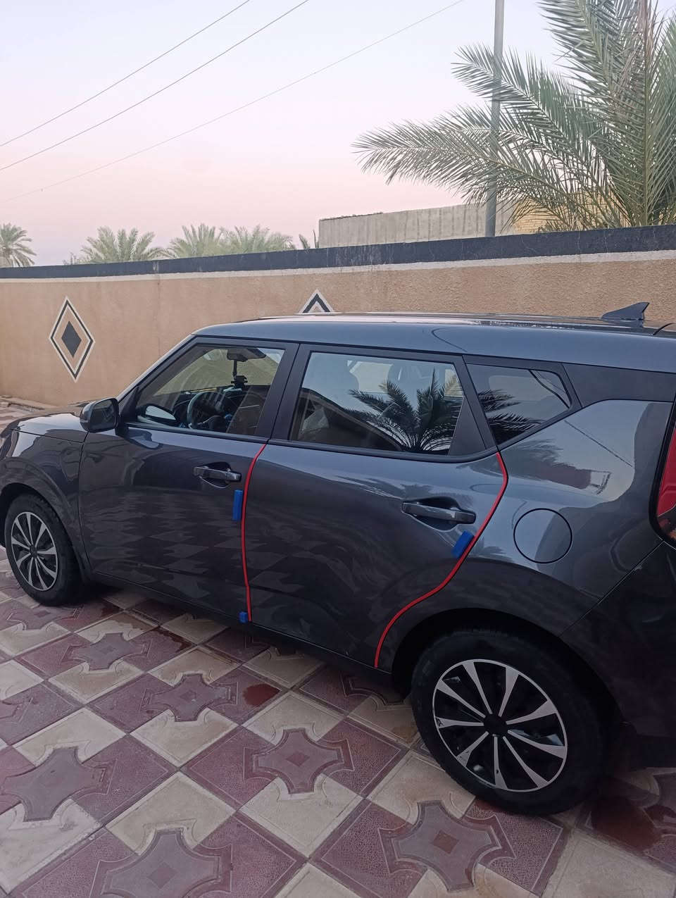 سلام عليكم 
بيع او مراوس حسب القناعة
كيا صول 2024 حادث بسيط 
بجم كبس
صور الحادث مرفقه بالمنشور
رقم كربلاء وباسمي مداور شوكت ما يعجبك
مكان السيارة /طويريج
مواصفات 
تثبيت سرعه
تثبيت مسار
رادار جانبي
رادار امامي
رادار خلفي
توقف ذاتي 
ايقاف التشغيل وتشغيل ذاتي بالازدحامات
تدفئة كشنات
تدفئة ستيرن
شحن لاسلكي
انظمة القيادة عادي وسبورت
لايت ٣ عدسات قوي كلش والاشاير زنون(بلادي)
محرك 2000 دوش
ماشية 21 الف كيلو قابل للزيادة 
سيارة نظيفه جدا وعلى ايدي اخذتها ماشية 2000
سعر 170 وبيها مجال


**إذا كنت صاحب هذا الإعلان وتريد حذفه لأي سبب، رجاءا أرسل رسالة إلى الدعم الفني**