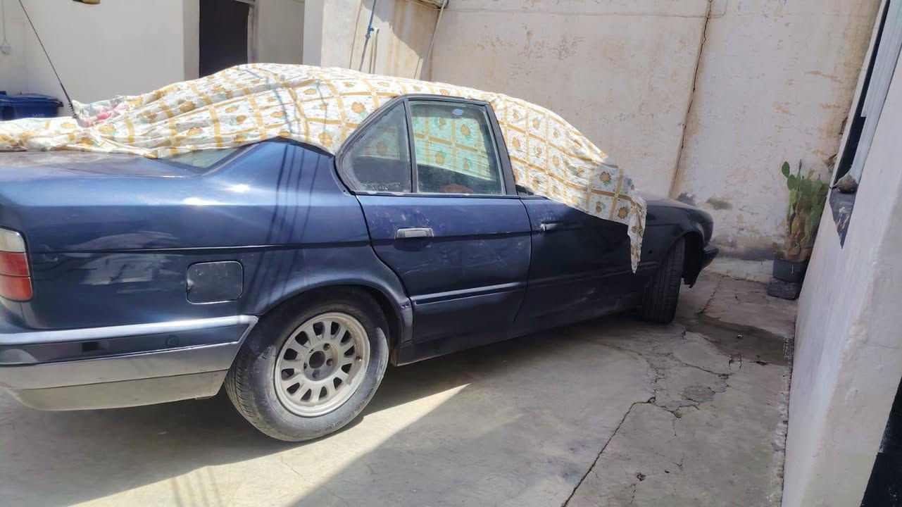 سلام عليكم بيم للبيع حجم 525 محرك كبس كير عادي بيهالاستيك كور مسبوقة جمالي اليحب يتصل***********
