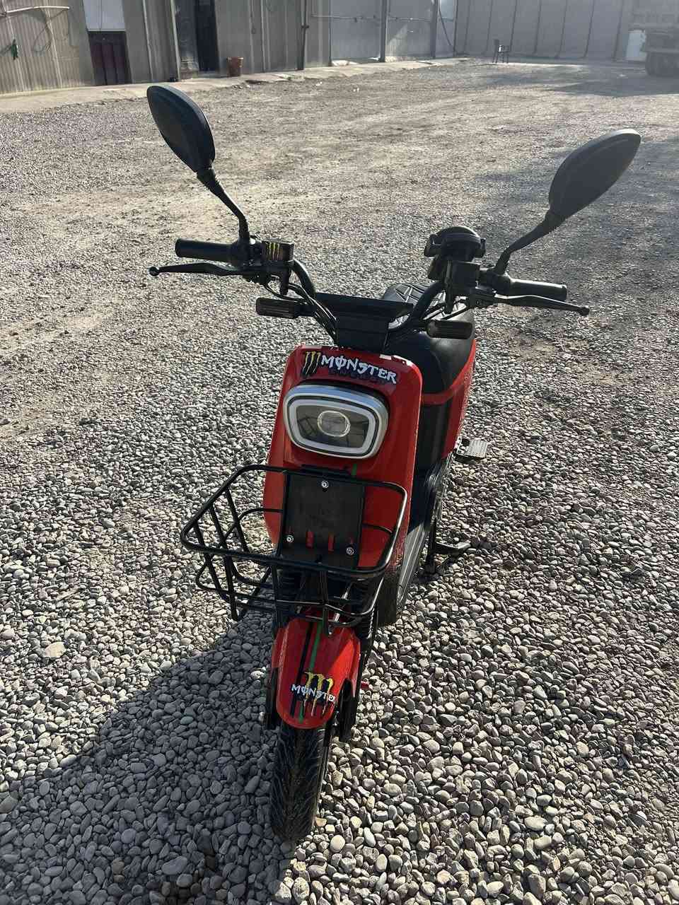 دراجه شحن للبيع
لون احمر 

فول مواصفات

بطاريات جدد 

دراجه حلوه ونضيفه 

3 گير

السعر 350

المكان 📍

بغداد شارع فلسطين تقاطع الموال

رقم او وتساب 

***********
