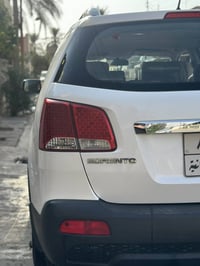 سورنتو ٢٠١١ • رقم سليمانية • مكينة ما مفتوحه