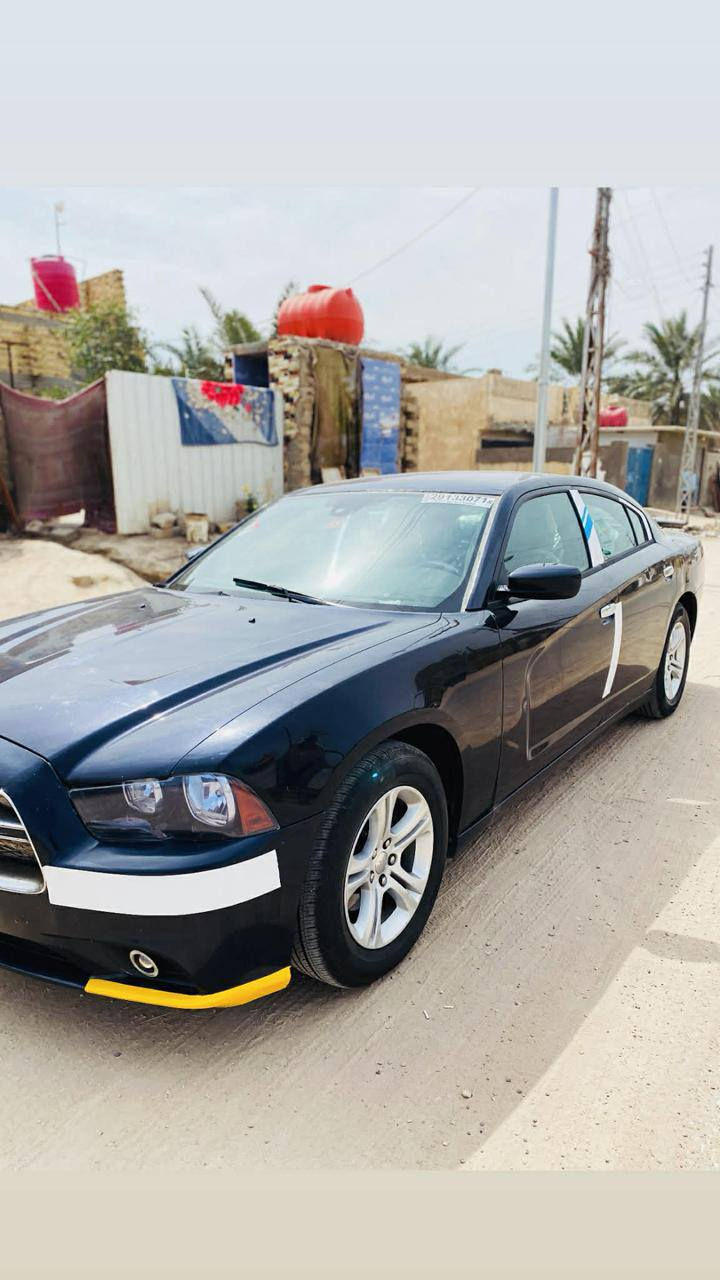 السلام عليكم 
جارجر مديل 14
السياره نضيفه طخم تايرات جديد 
حد اديه جديده 
تبريد ثلج +تدفئه
السعر ٥٢ وبيها مجال للشراي 
العنوان:البصرة
*********** مابي واتساب فقط اتصال
