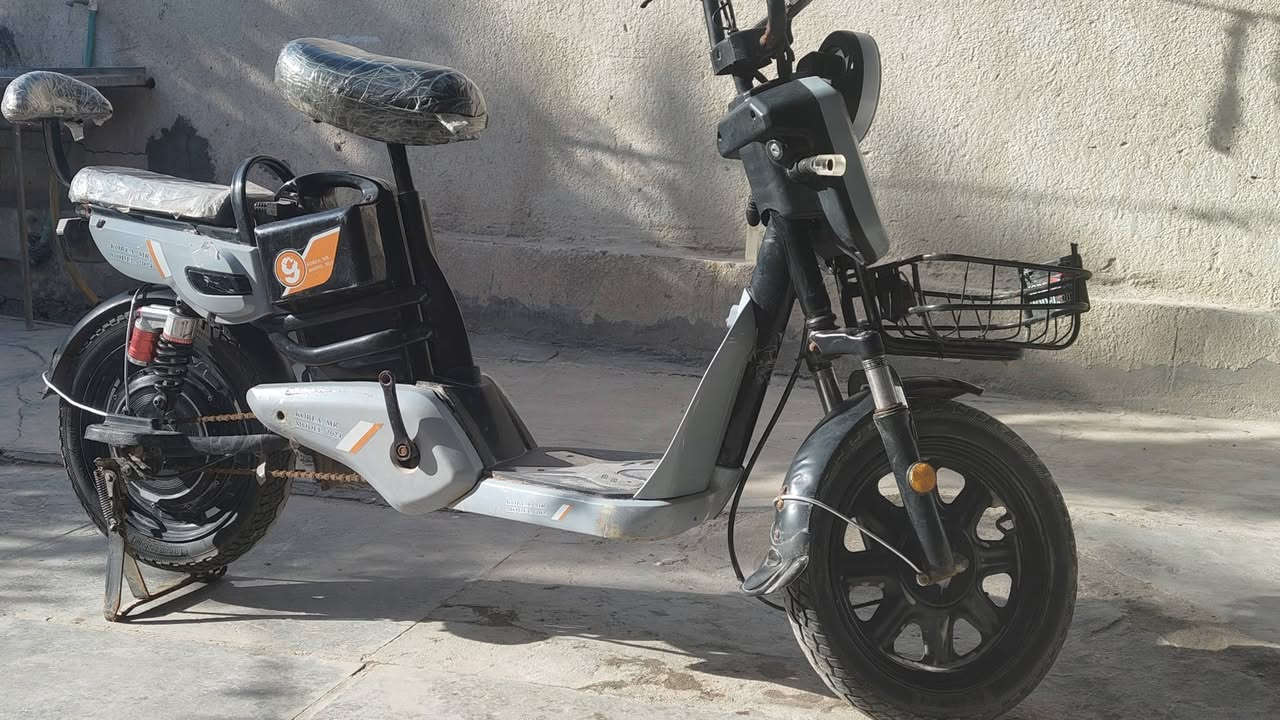 دراجة شحن موديل 2025 نقص بطاريات دراجة شغاله 
عنوان بصره كرمة علي***********
