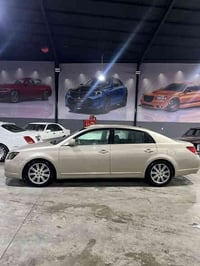 Avalon 2007 ساخ سەیارەکە ساخە خلیجی  ناو زەرد سڵاید تەنیا بەصمە و پەرد...