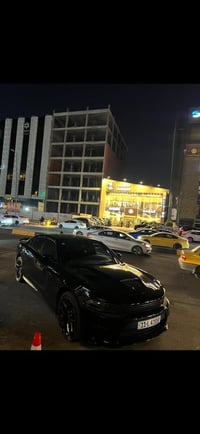 للبيع جارجر موديل 2022 هيمي مكينة 5700 ستوك السيارة ع وضع الشركة حتى ح...