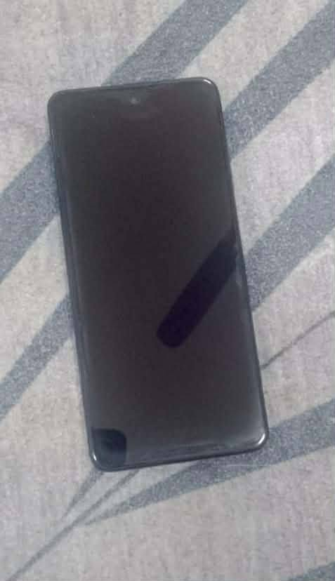 سلام عليكم الجهاز للبيع السعر خاص جهاز مكفول البطاريه 5000 الذاكره 256 رقم للاستفسار ***********
