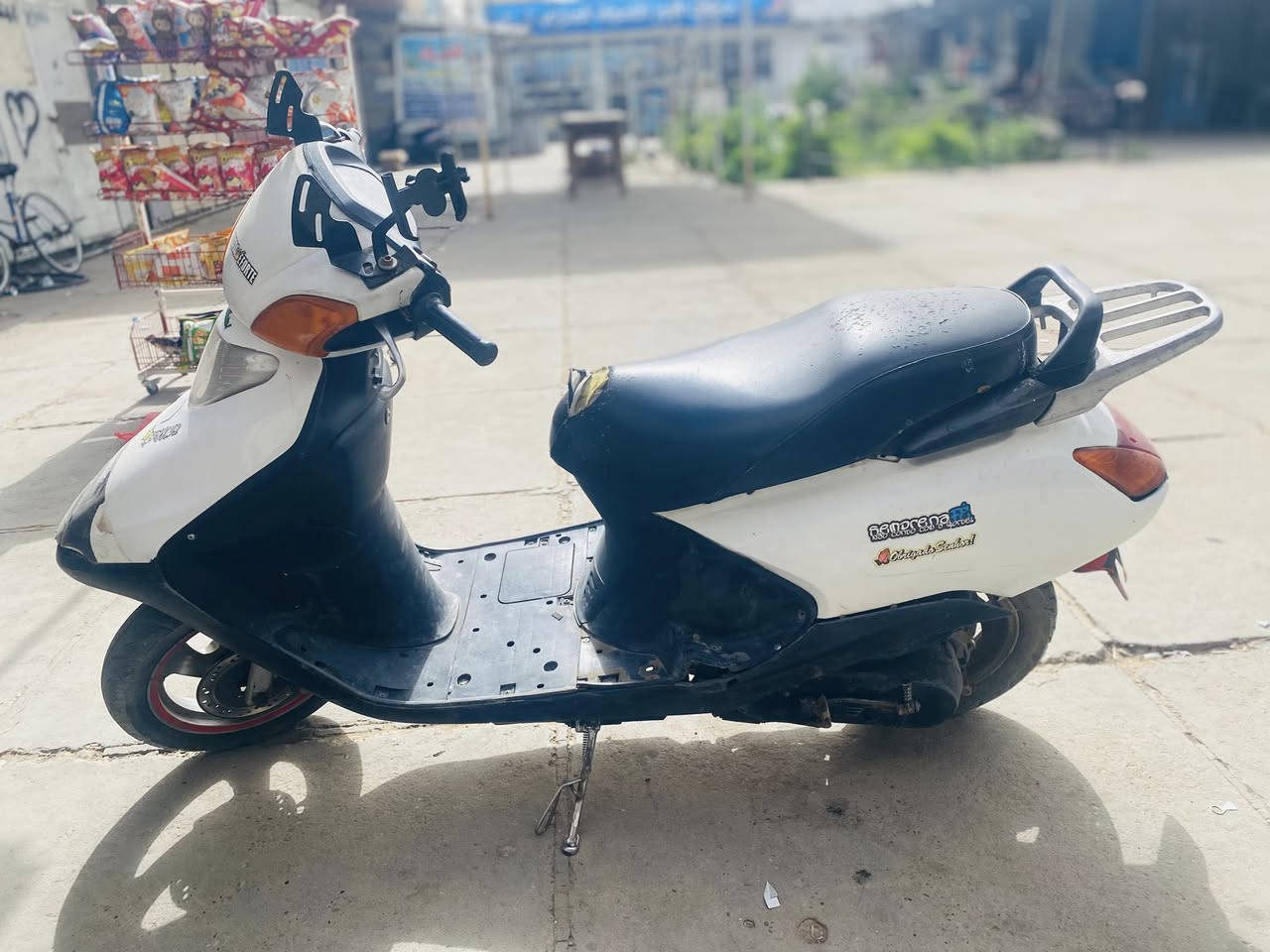 سبيسي ياباني ١٠٠ بيه نواقص بسطيه. السعر ٤٥٠ بيه مجال لطيبين مكاني بغداد حي جامعه ***********

