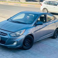 اخوان اكسنت 2014 للبيع . بيها بنيد وجاملغ خلفي صبغ . وارد كندي .  تحكم...