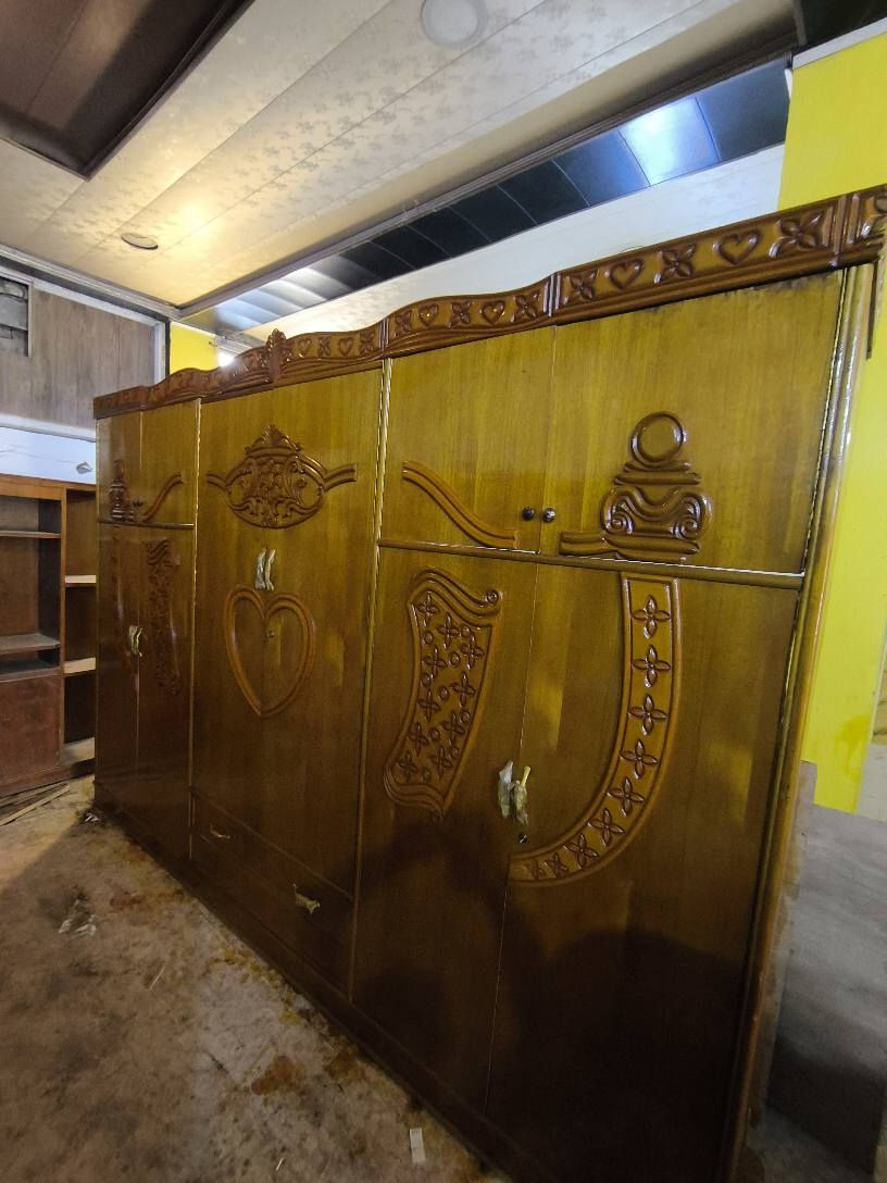 اسلام عليكم ورحمه الله 
غرفه نوم 6 باب صاج داخل خارج ضهر 
جرجوبه توصا بسعر 800 الموقع الكاطون الرازي شارع ابو رباح قرب شارع المدارس مزاد علي الجوراني ضي القمر *********** بعقوبة, ديالى
