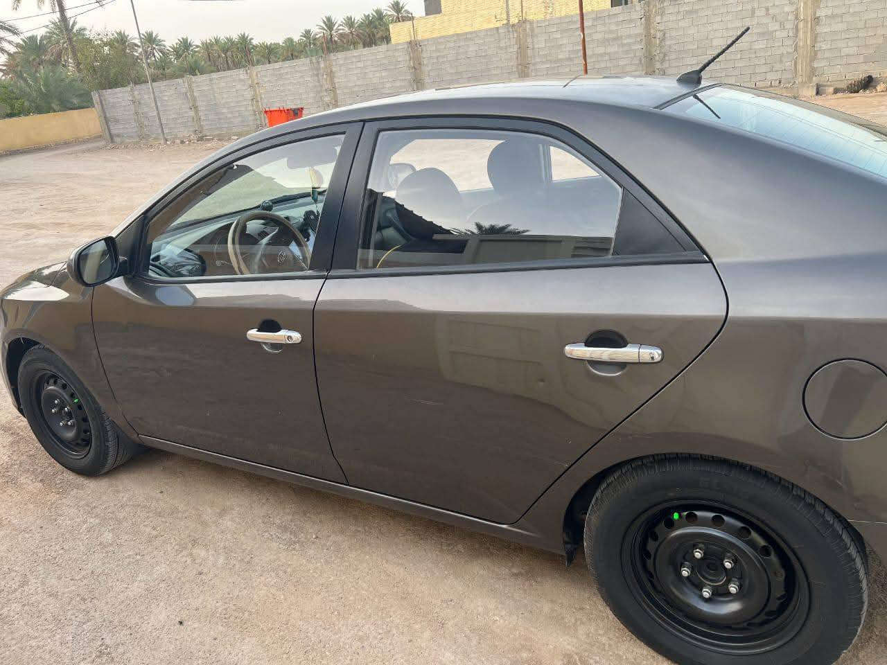 سيراتو للبيع خليجي مكفوله من الصبغ 2012 سليمانيه راعيه كربلاء السعر 100وبيه مجال مكان كربلاء شارع بغداد عامود54الاستفسار اتصل ***********
