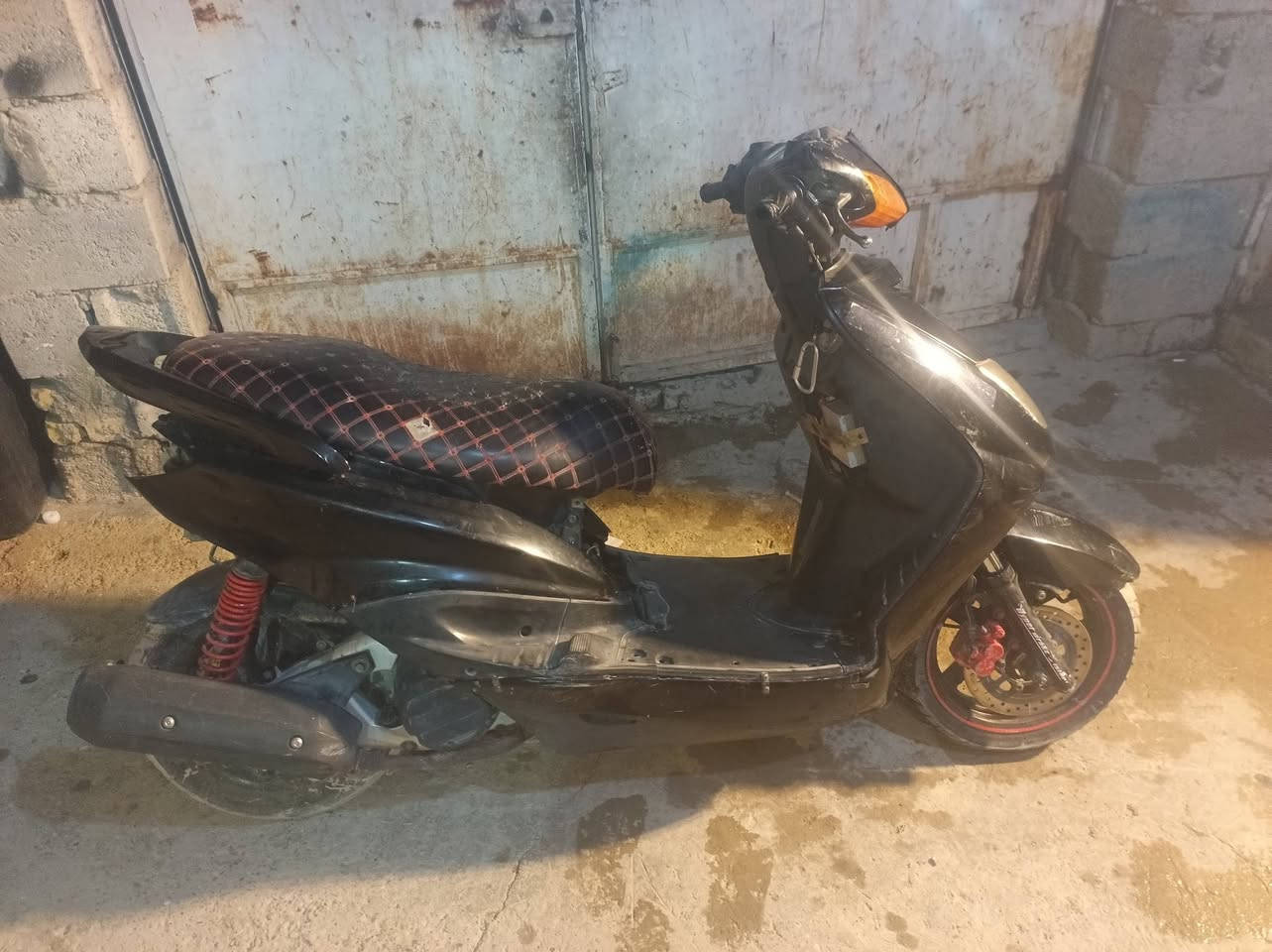 سكنز نثيه 110 بيع ومراوس مكاني حي اور او علوه جميله ياباني حساس ستان شغال كيلو متر شغال كيج بانزين شغال طسه ناعمه كلش مكينه خرسه 250رقمي ***********
