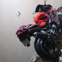 F4i 600 • موديل 2004 • الرمادي